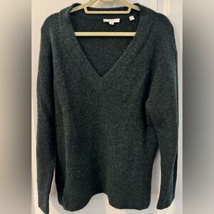 Vince V-Neck OS Wool Sweater
